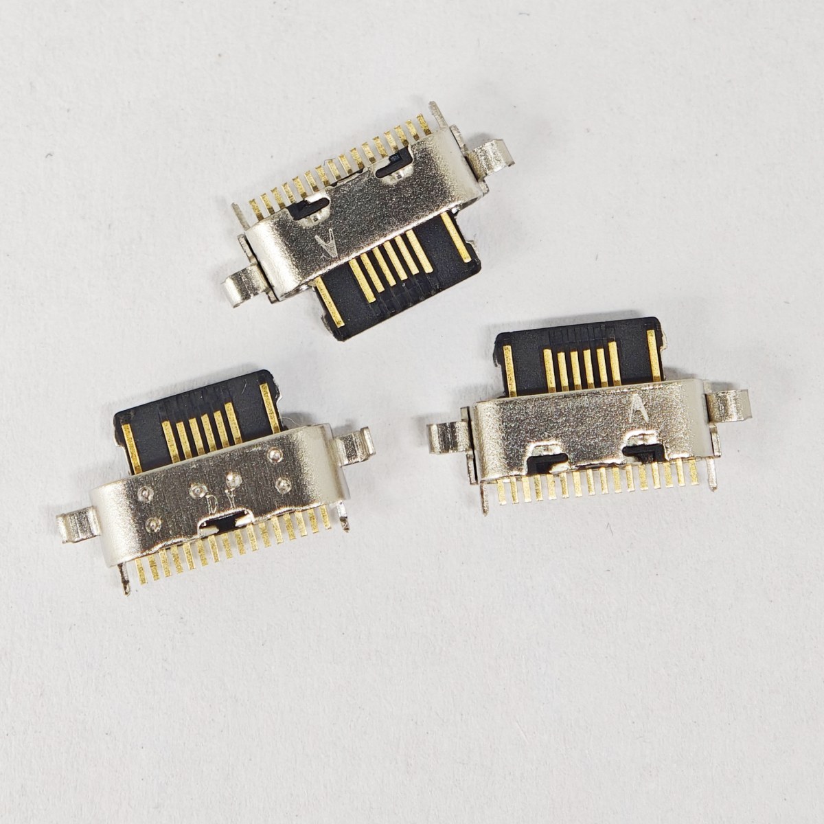 Travel Plug Type C - 10-50 piezas para Motorola Moto G34