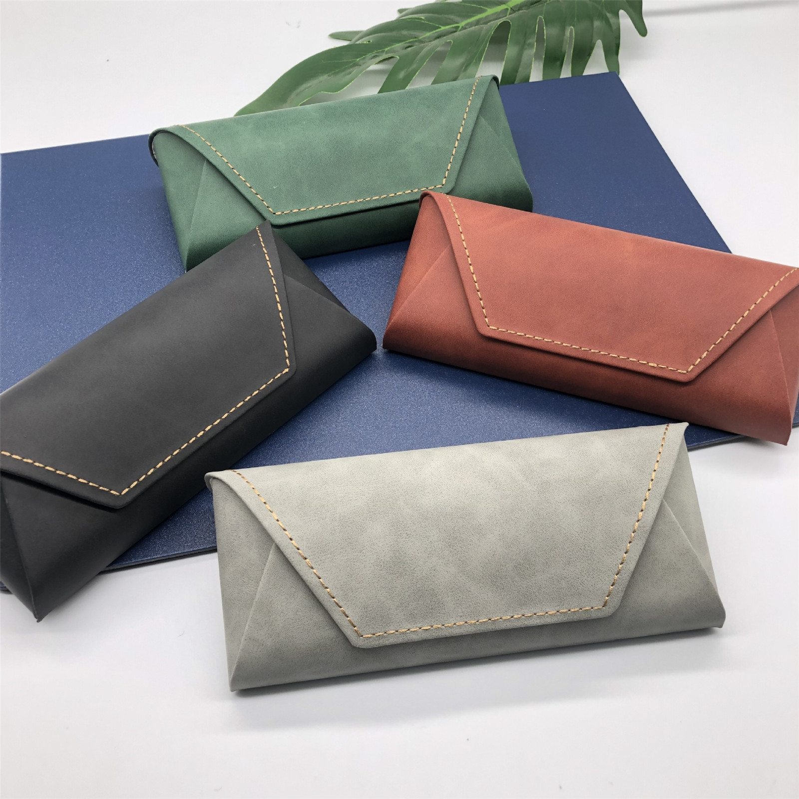 Estuche para gafas de sol Pu+M - Travel Accessories Ideas reseña y precio