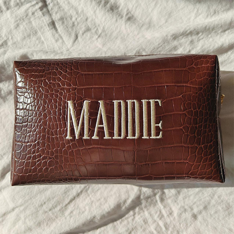 Bolsa de Maquillaje Bordada co - Travel Accessories Ideas reseña y precio